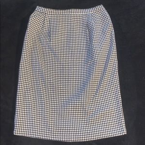 Pencil skirt
